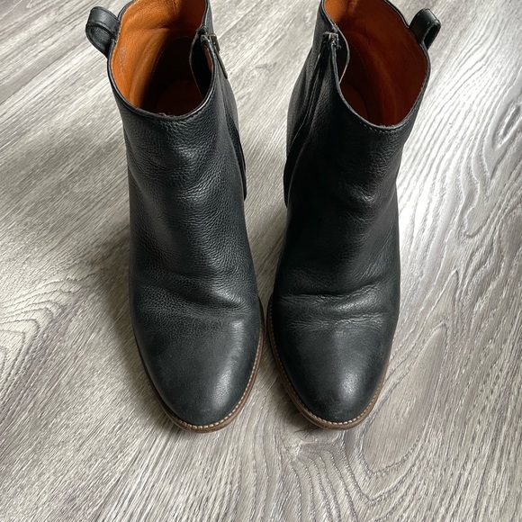 Madewell Billie Boot in Black Leather - Picture 4 of 7